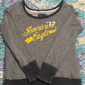 American Eagle Sweater